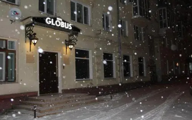 Globus Hotel — фото