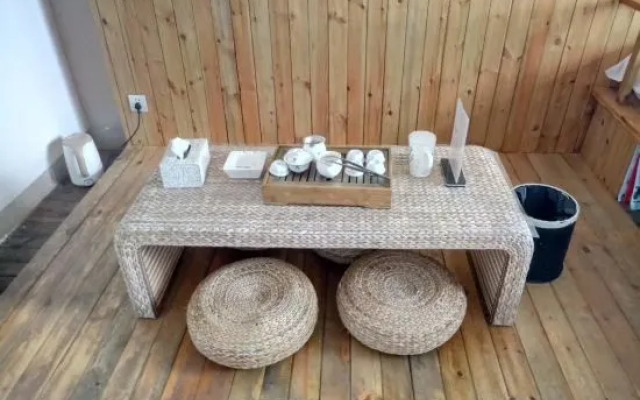 Cunshang Chunsu Hostel