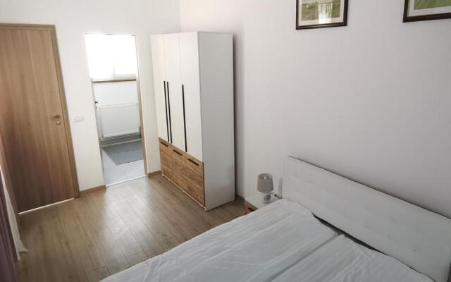 Neferprod Apartments - IS - CAM 08