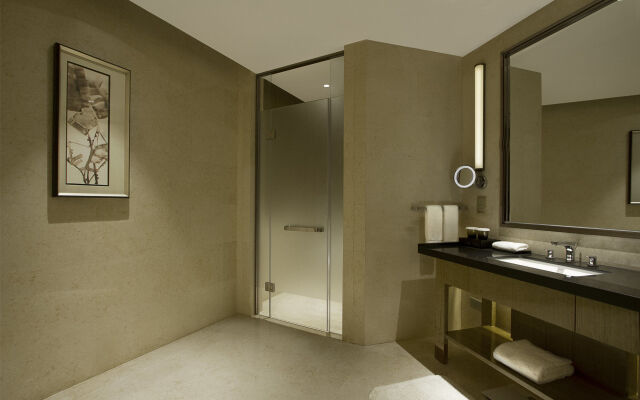 DoubleTree by Hilton Hotel Heyuan