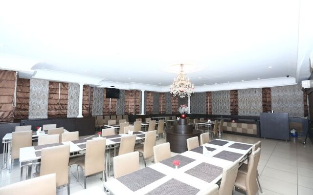 The Down Town Hotel