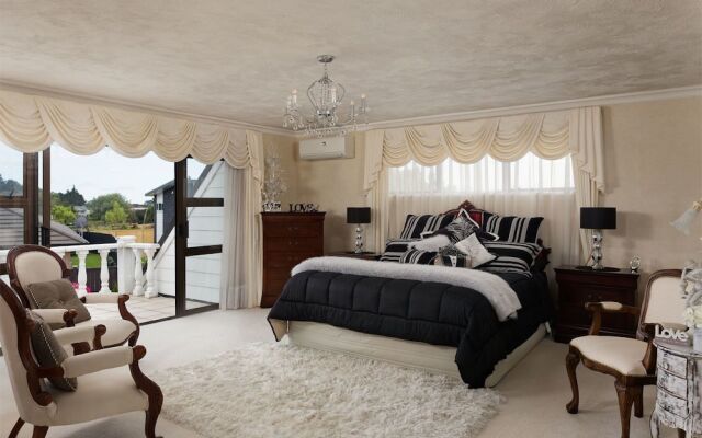 Regis Park B&B