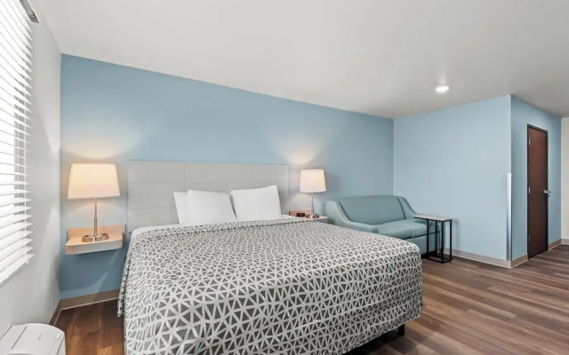 Woodspring Suites Coralville Iowa City