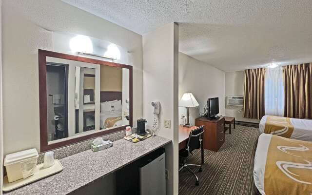 Quality Inn Mitchell I-90