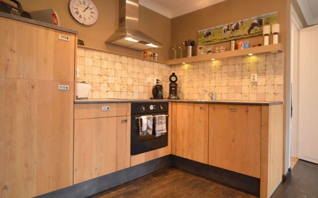 Cozy Apartment in Roasting near Belgian Border