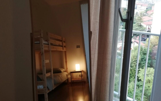 Nino e Issi Apartment