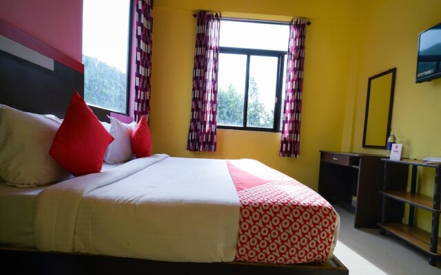 OYO 14368 Evergreen Holiday Home
