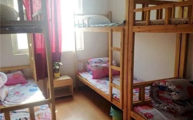 Qingning Apartment
