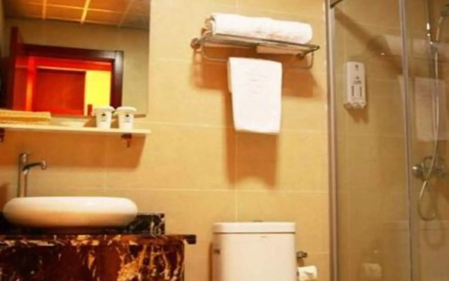 GreenTree Inn Chuzhou Wandong International Car City Express Hotel