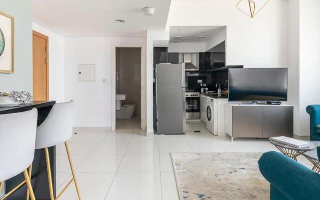 Frank Porter - Executive Bay