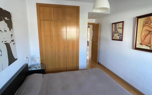 Piso centro de Granada junto al metro