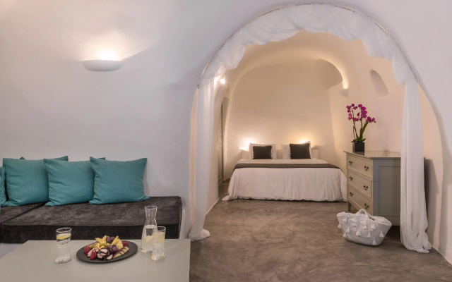 Andronis Luxury Suites