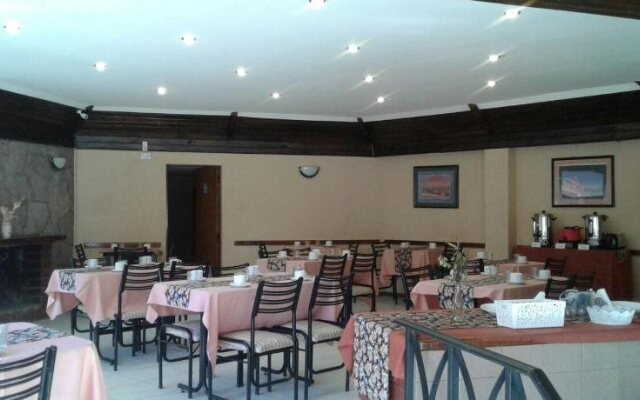 Hosteria Termas del Challao