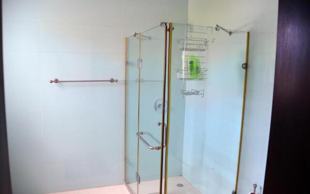 Villa Oceanfront Beach Access And Swim Pool Samana