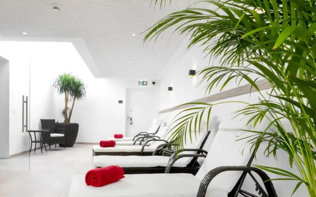 Hotel INCLUDiO