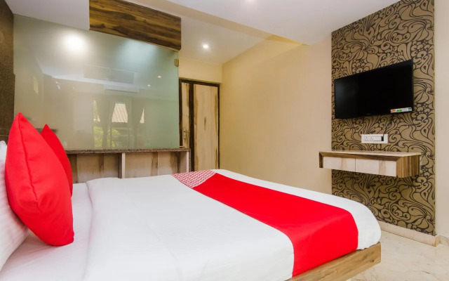 Blue Bell Residency by OYO Rooms