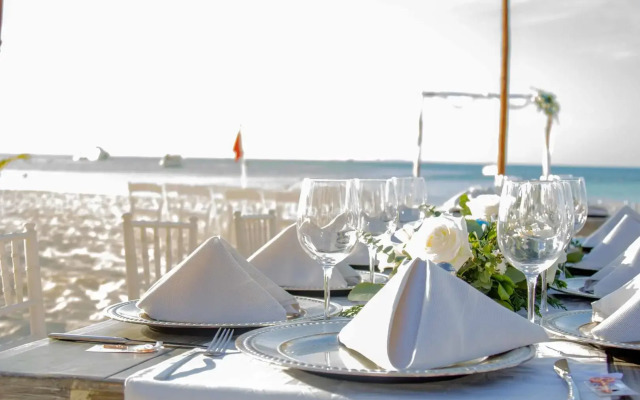 Beachscape Kin ha Villas & Suites