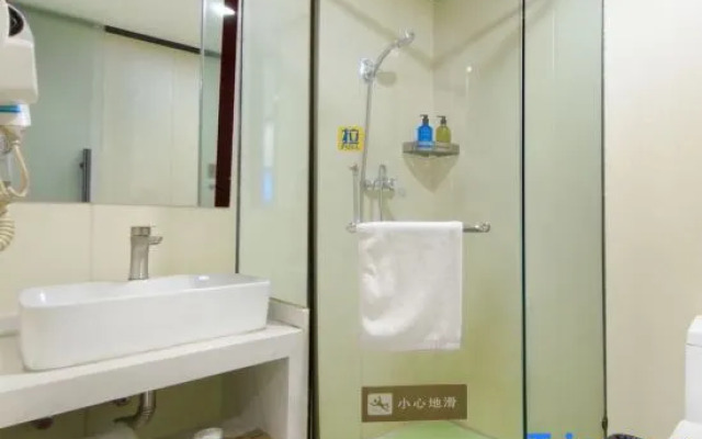 7 Days Inn Railway Station Square