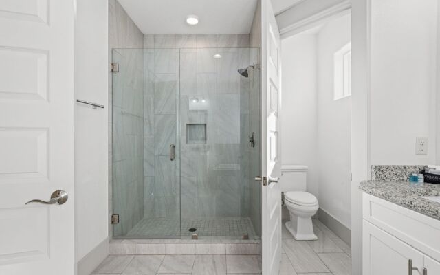 9 Lakeland Drive - Sealove Frangista