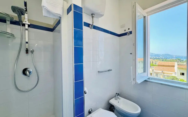 YourHome - La Famiglia Apartment