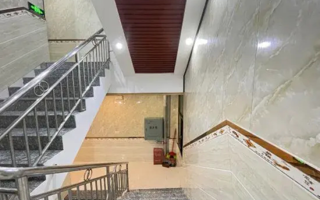 Longshan Marriott Hotel