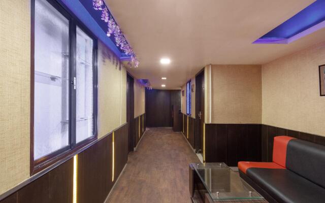 OYO 76182 Crystal Guest House