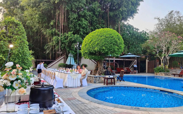 Phuong Nam Resort
