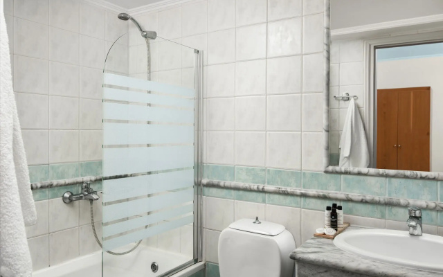 Maleme Mare Beach Resort Hotel