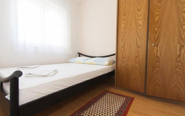 Apartments Zoran - beach 400m