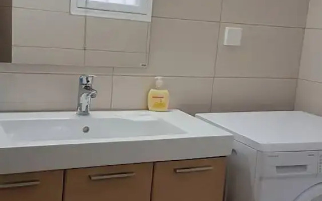 Erra - Yellow - Studio - Athens Center,30m²,1 BD,1 BATH