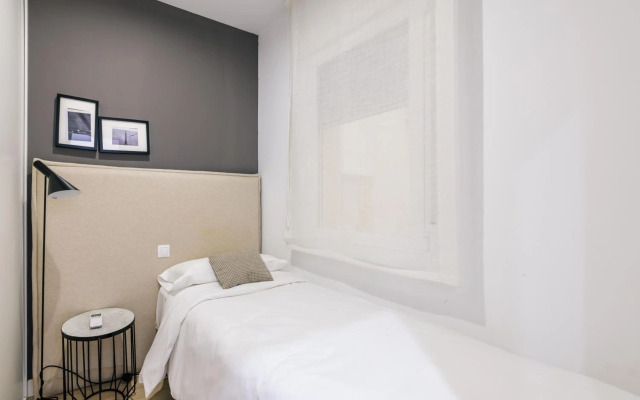 Madrid center 2 bedrooms quiet apartment