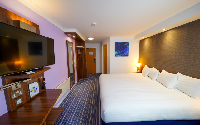 Holiday Inn Express Glenrothes by IHG