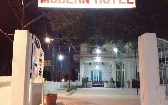 Modern Hotel