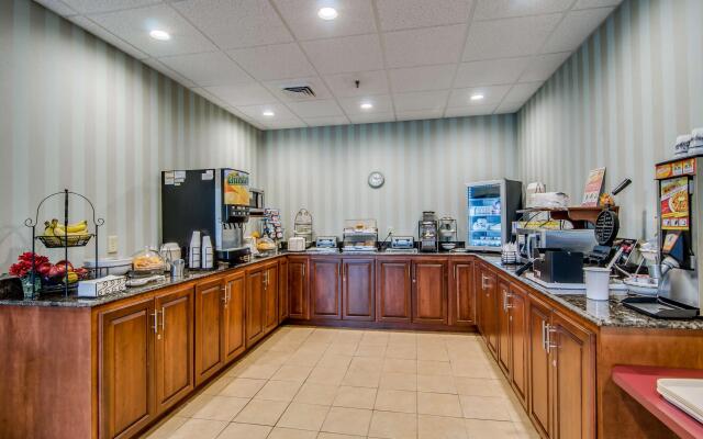 Best Western Staunton Inn