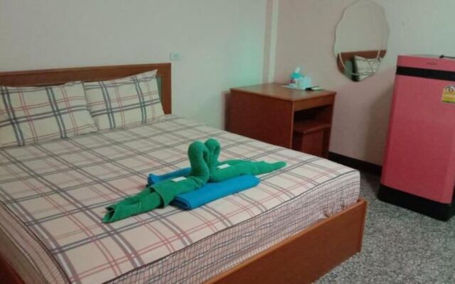 Oyo 575 Nong Kho Resort