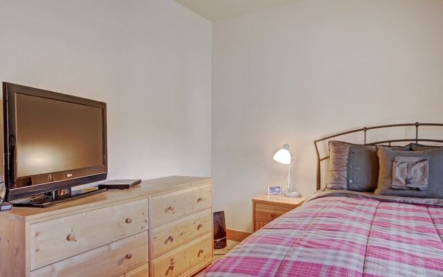 6509 Settlers Creek Townhomes by RedAwning