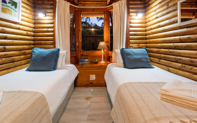 Under Milkwood Resort