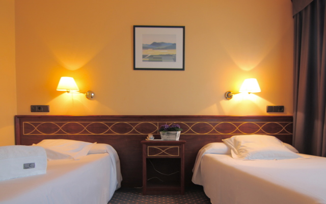 Hotel Almirante