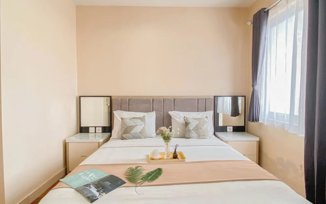 Warm and Cozy 1BR without Living Room at Sentul Tower Apartment – Guest Rooms – Citaringgul