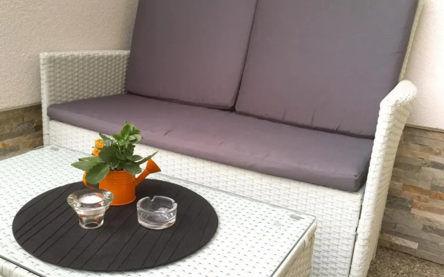Luxury Studio Apartment White Sensation