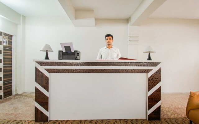 OYO Flagship 47006 Hotel Magadh Palace