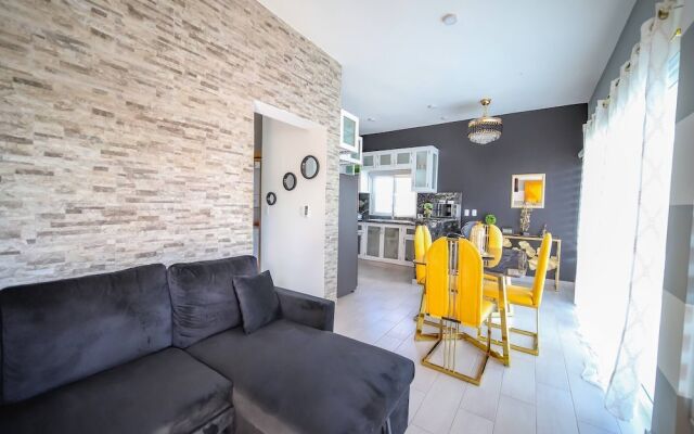 8br Private Villa In Sosúa - 2 Mins From Nightlife