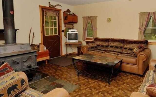 Cedarwood Lodge