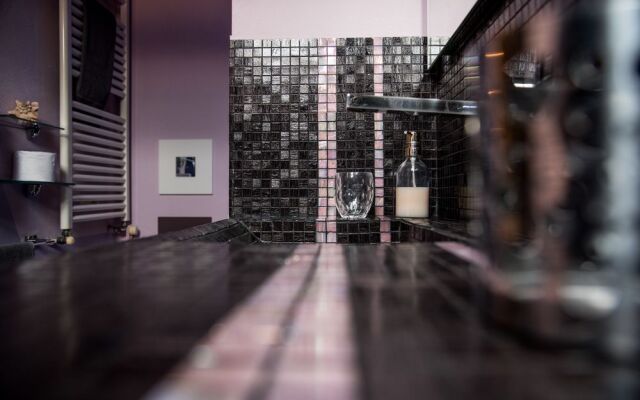 Charming Studio