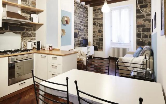 Il Moderno in Como With 1 Bedrooms and 1 Bathrooms