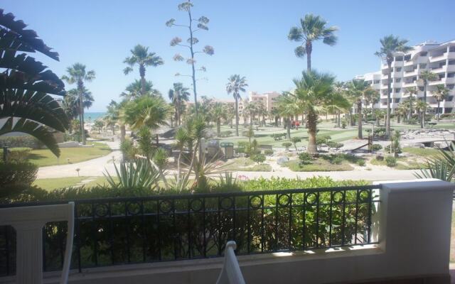 Casa Blanca 2BR CB 102 by Casago