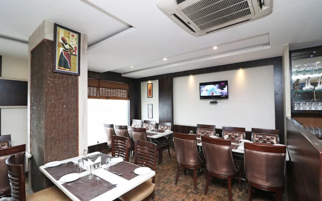 OYO 4906 Hotel Lotus