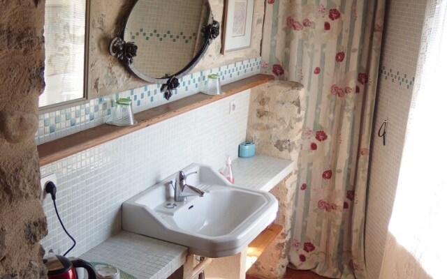 Riverside Home Cottage