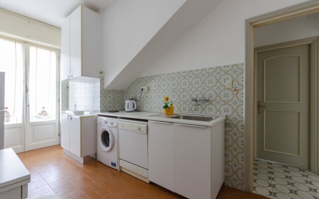 JOIVY Spectacular Sea View Apt For 5 W/Terrace