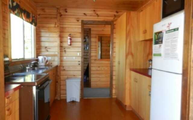 103 Chalet Cres